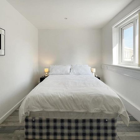 Bright, Warm & Cozy House In Harpurhey Apartment Манчестър Екстериор снимка