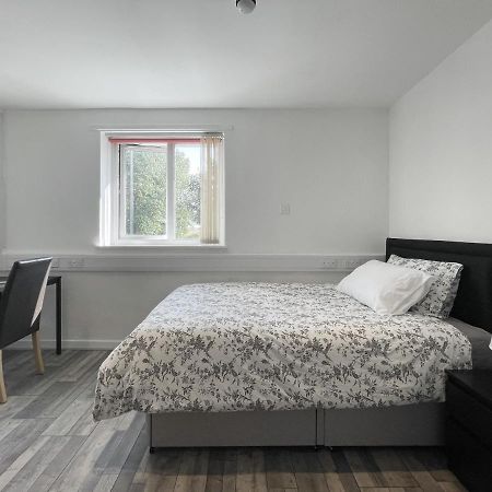 Bright, Warm & Cozy House In Harpurhey Apartment Манчестър Екстериор снимка