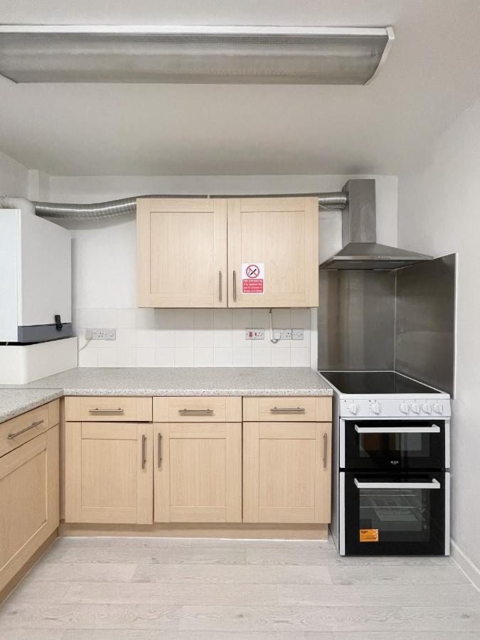Bright, Warm & Cozy House In Harpurhey Apartment Манчестър Екстериор снимка