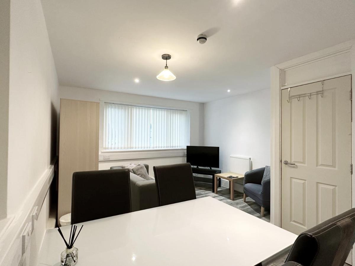 Bright, Warm & Cozy House In Harpurhey Apartment Манчестър Екстериор снимка